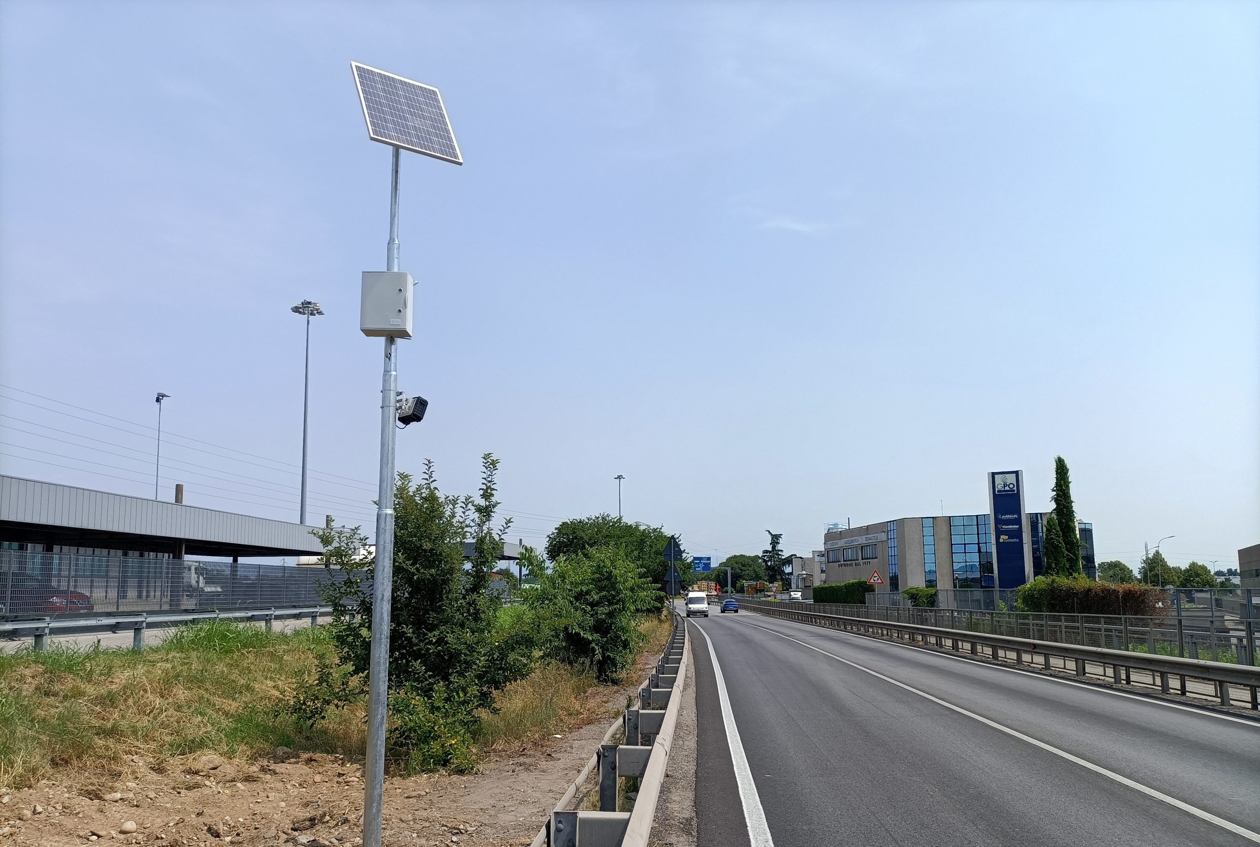 Five new systems for the detection of vehicular traffic on the S.P. ex SS 525 del Brembo, the S.P. 104 Truccazzano – Trezzo, the S.P. 14 Rivoltana, the S.P. 2 Monza – Trezzo and the S.P. 161 Paullo – Vignate.